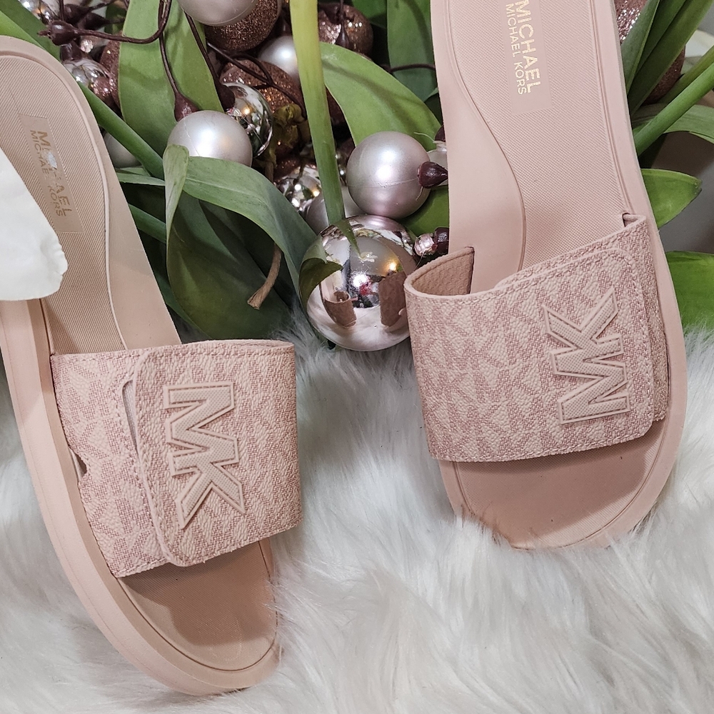 Michael Kors Soft PINKStrappy Slides Brand New - Picture 7 of 8